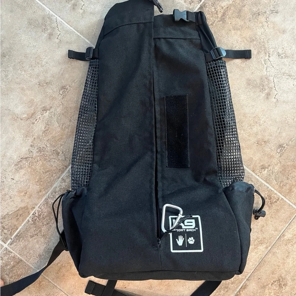 Black Dog Travel Backpack by Unknown Brand